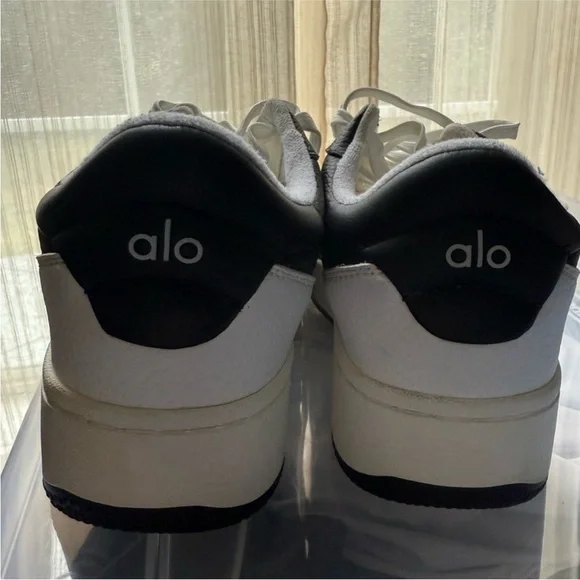 ALO Yoga Black and White Sneakers - Picture 2 of 5
